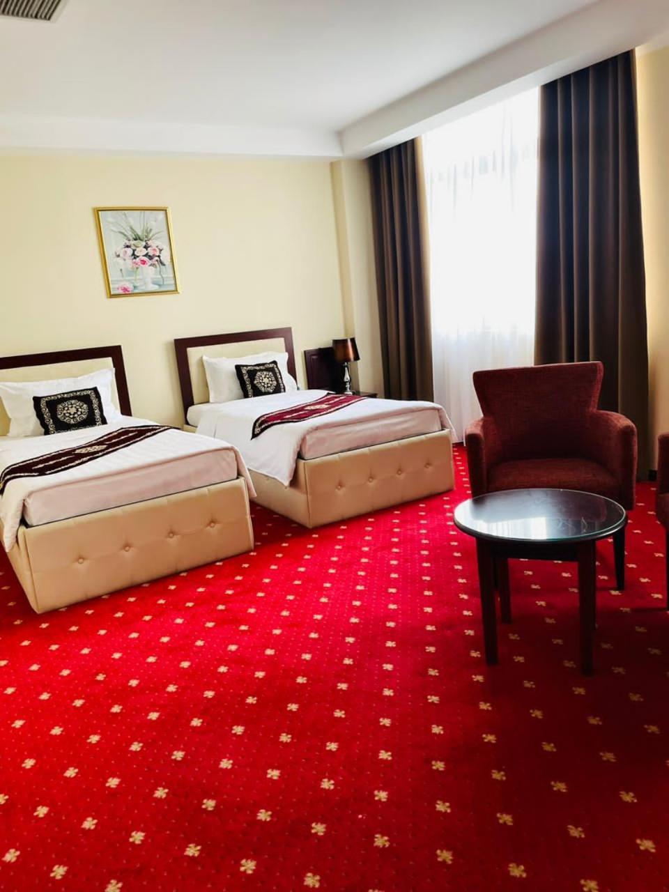 Hotel Shumon Dushanbe Exterior foto